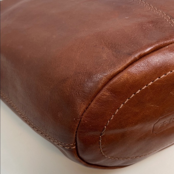 Coach Bleeker Smooth Vachetta Leather Whiskey Chunky Buckle Bucket Bag 11422 - Picture 9 of 16